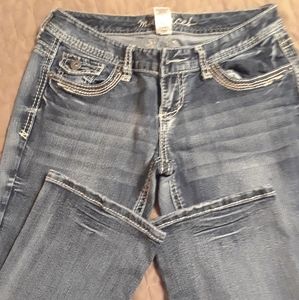 Maurices jeans